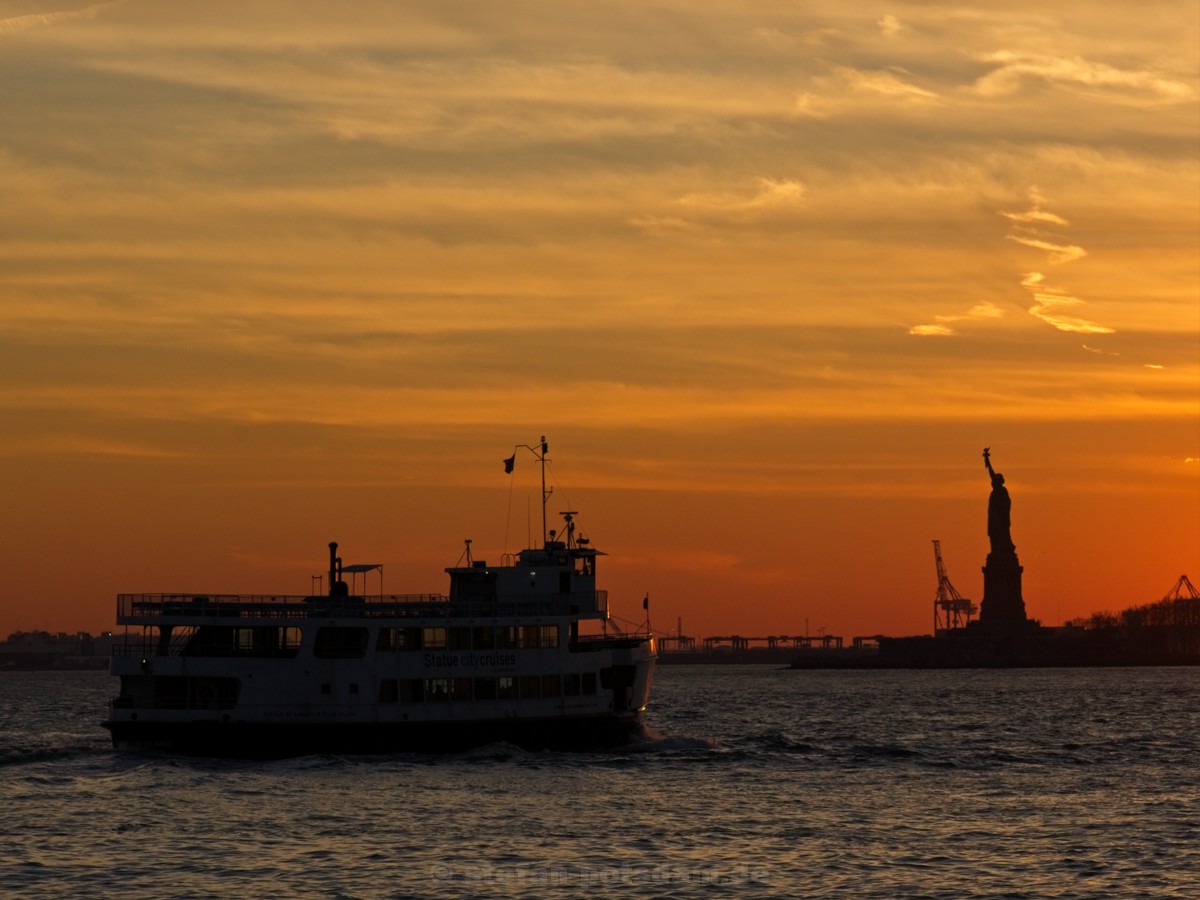 Where to watch a spectacular sunset in Manhattan?